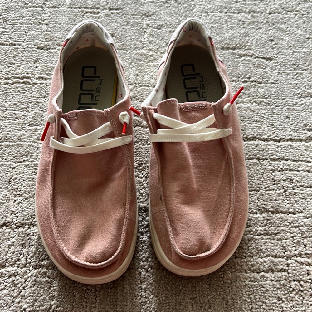 Hey dude - size 7